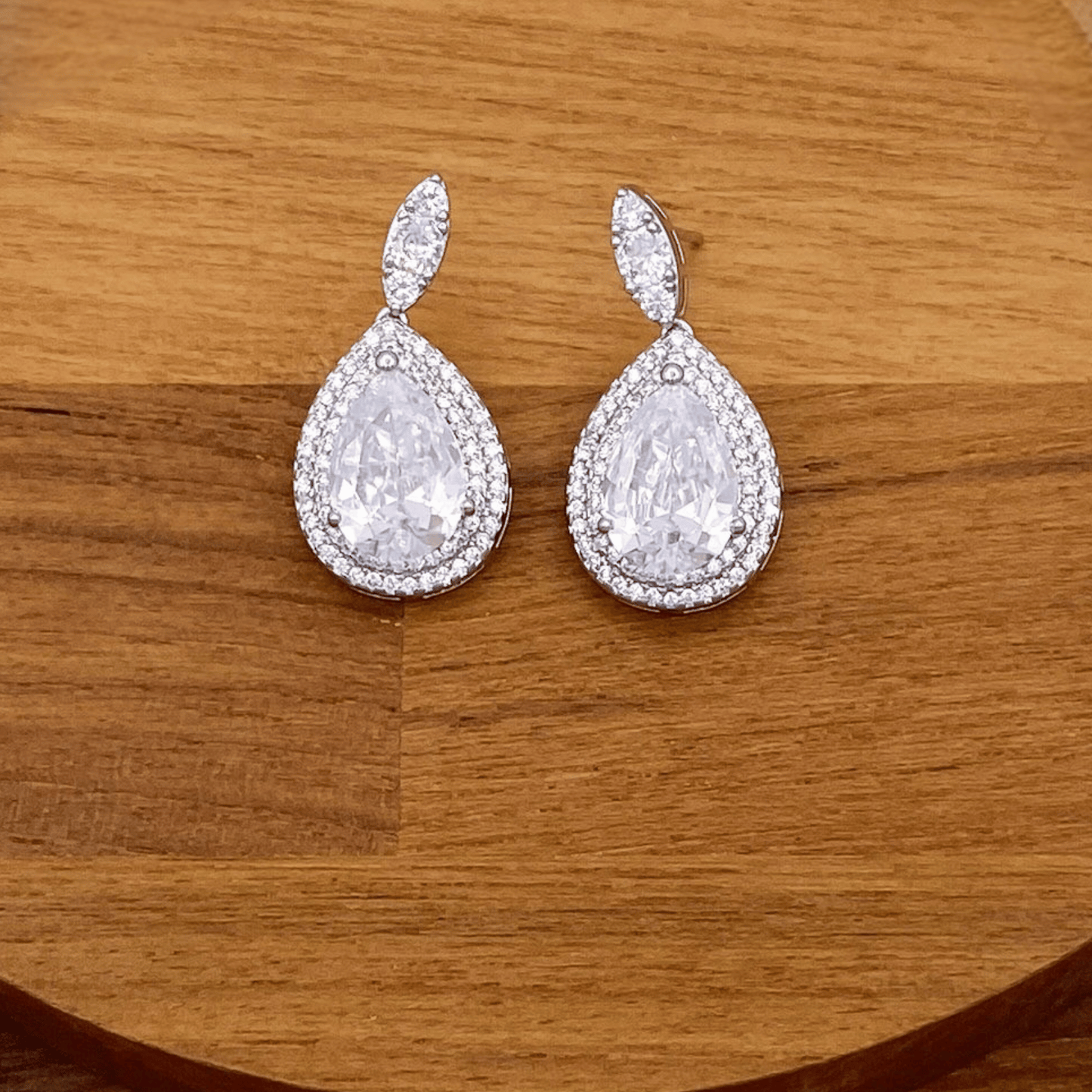 gavielle set in rhodium