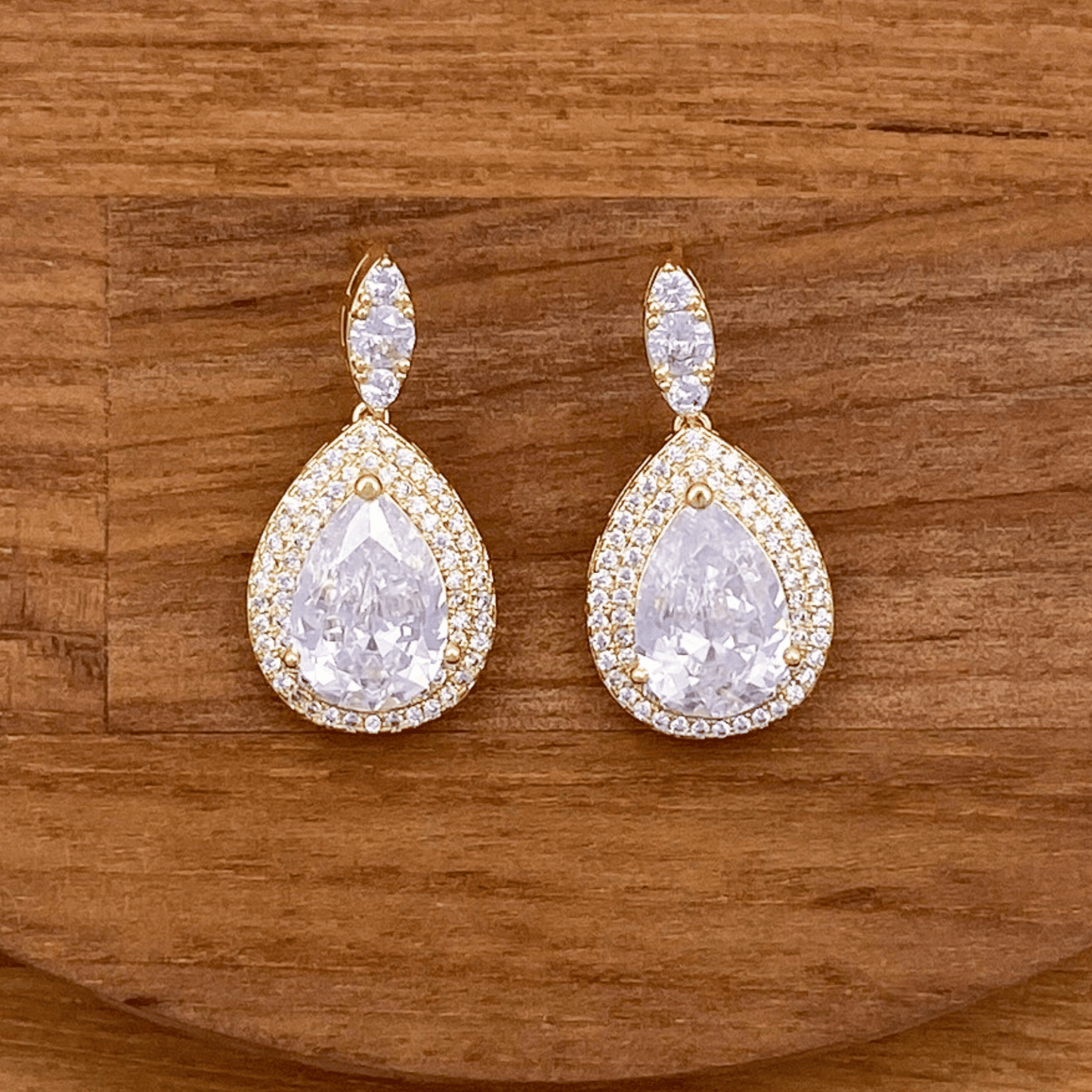 gavielle set in gold