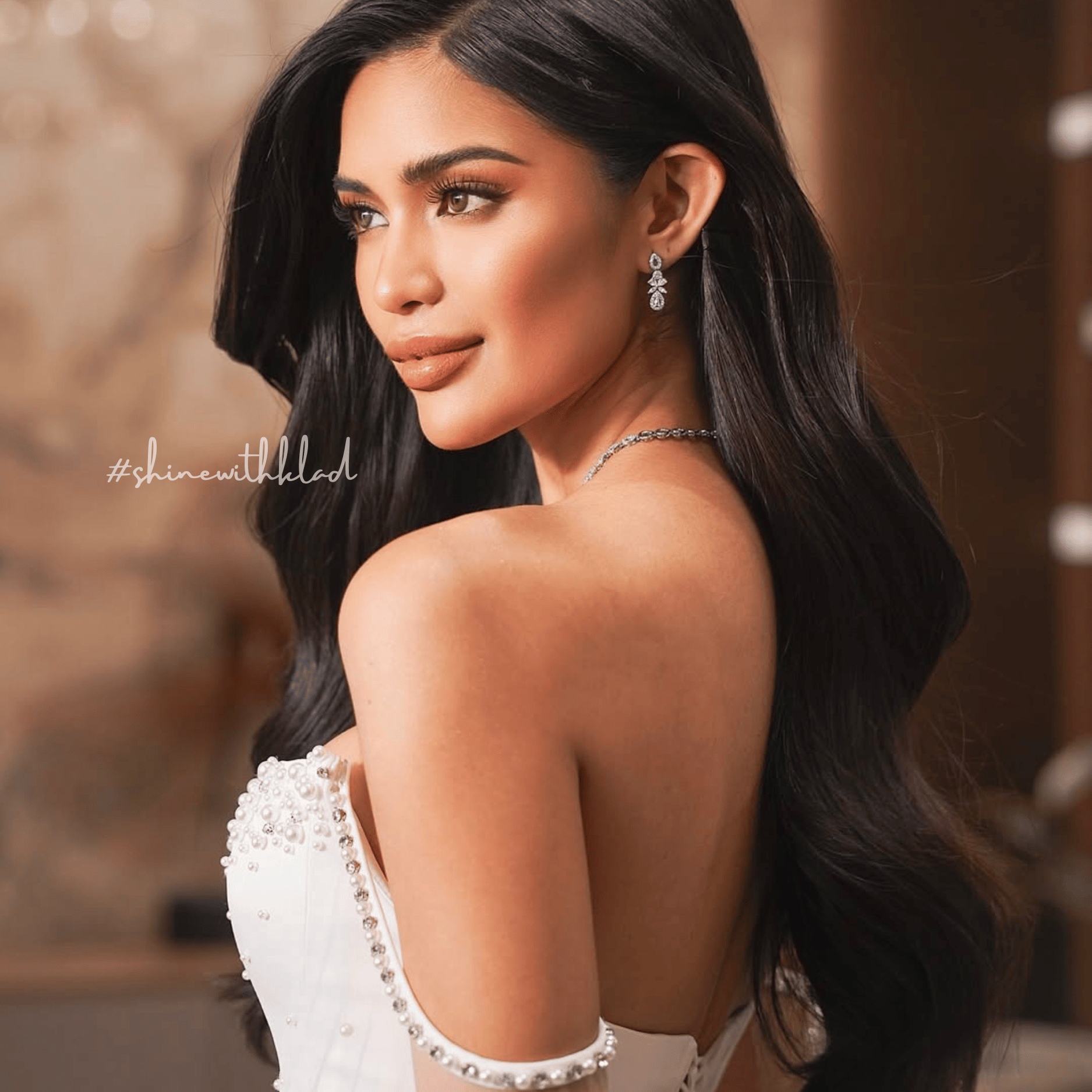 Glyssara Set in Gold