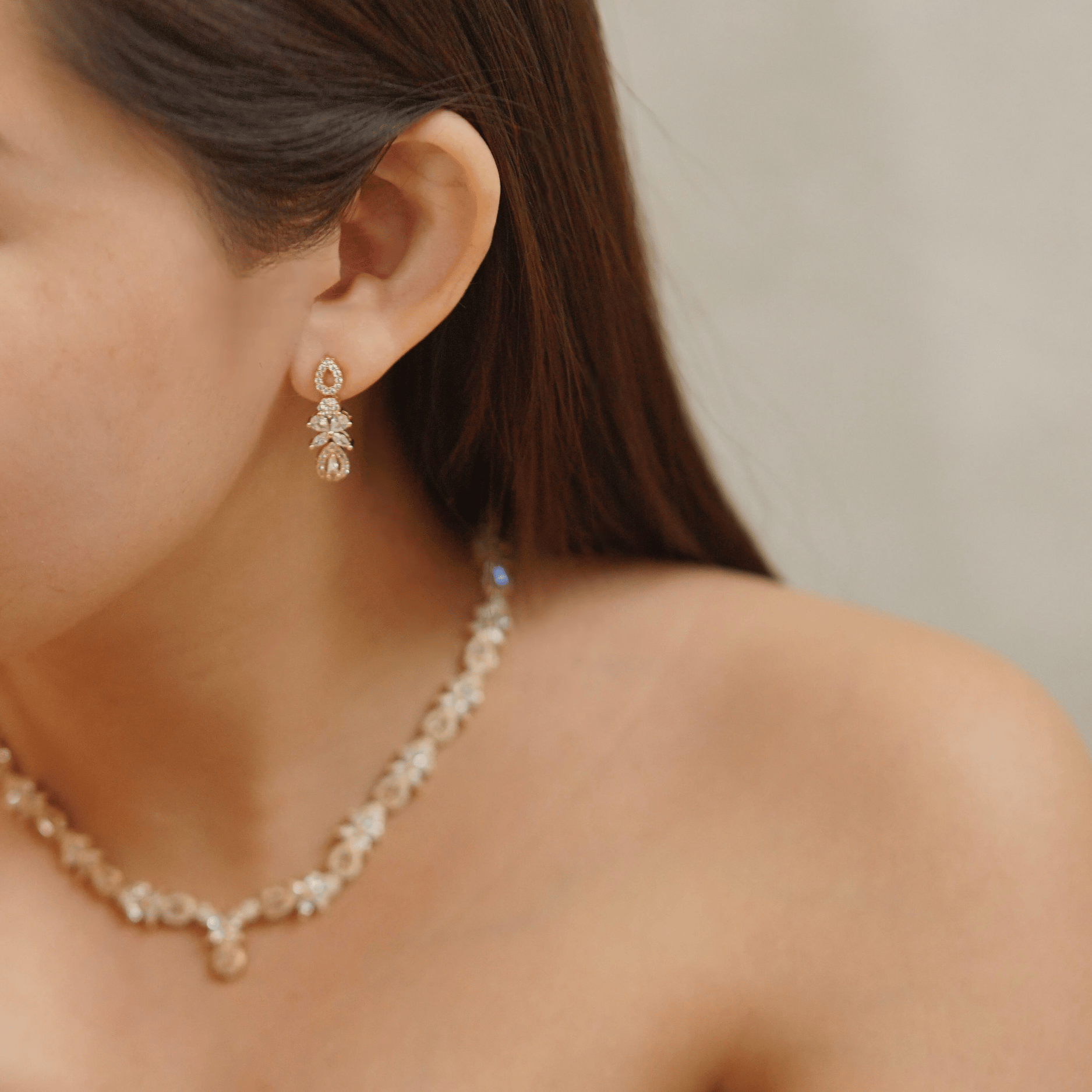 Glyssara Set in Rhodium