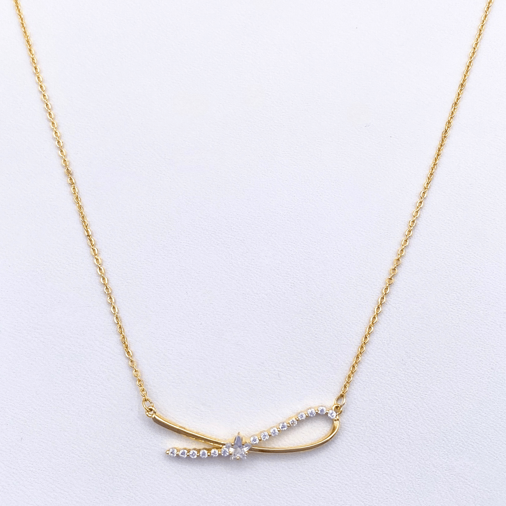 Haelith Necklace in Gold