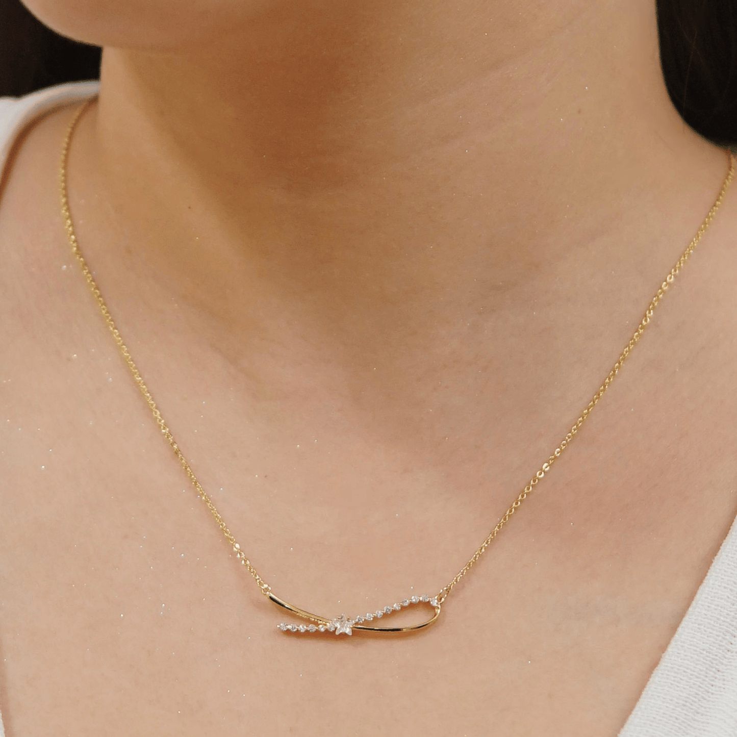 haelith necklace in gold