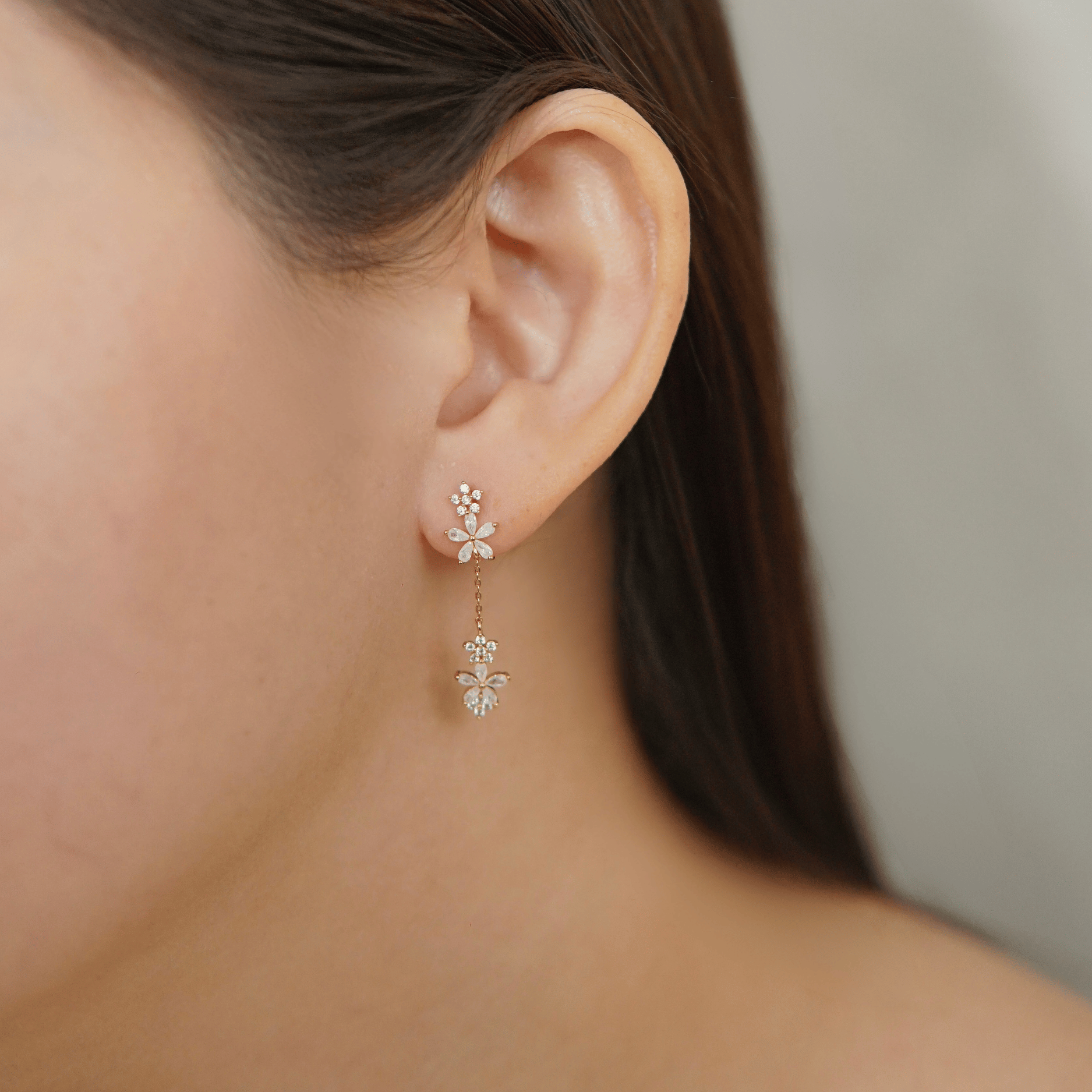 Jaislyn Earrings in Gold