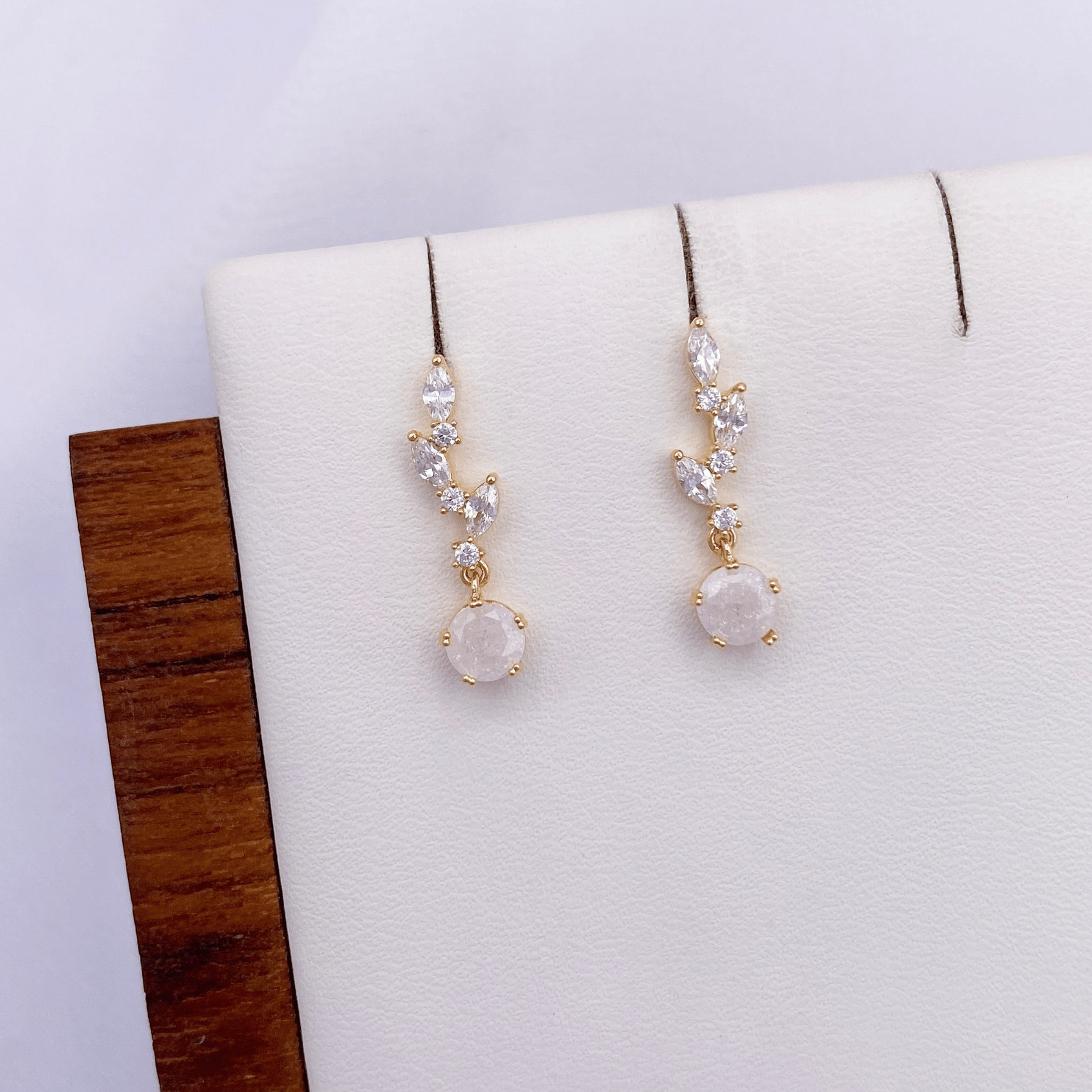 Janeliya Earrings in Gold