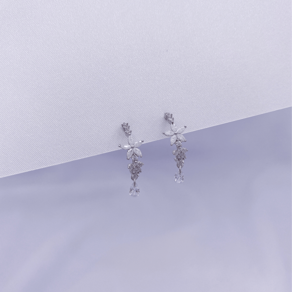 Janirae Earrings in Rhodium