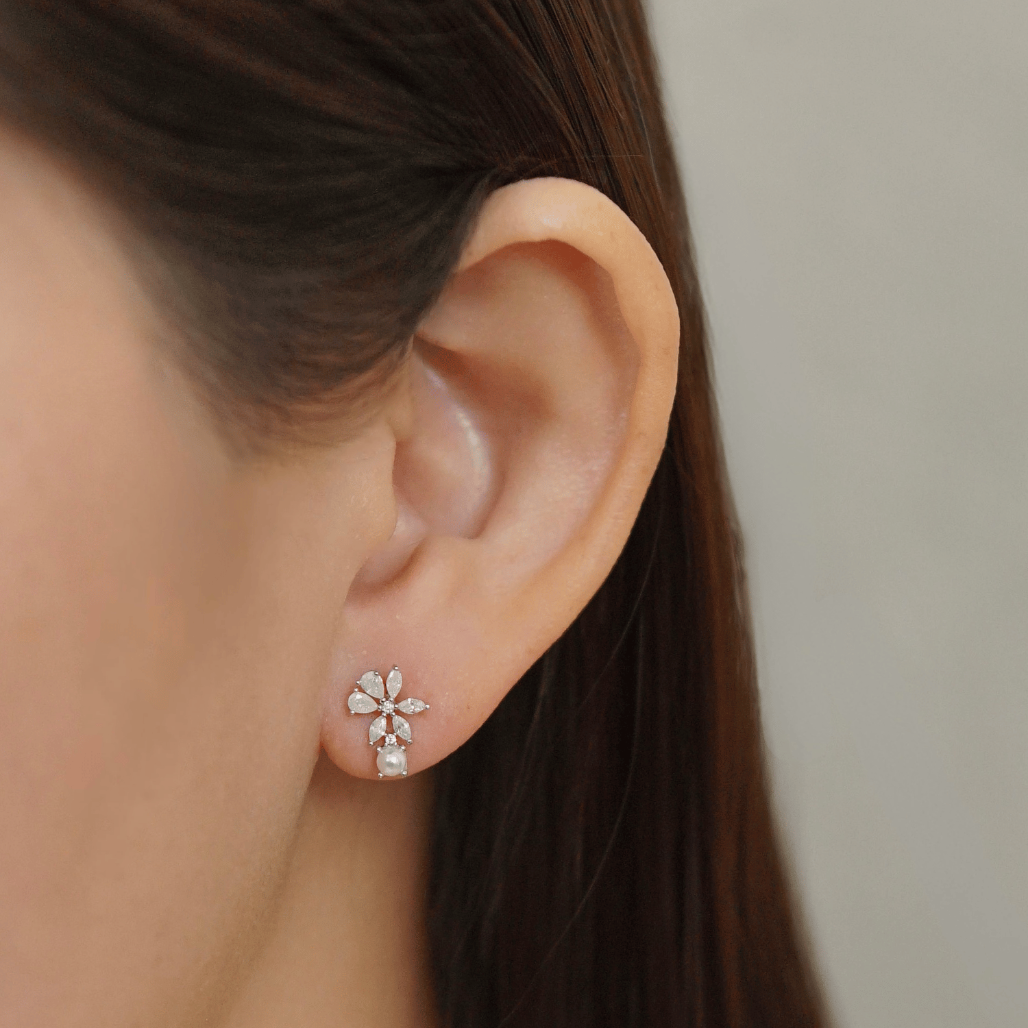 Jynessa Earrings in Rhodium