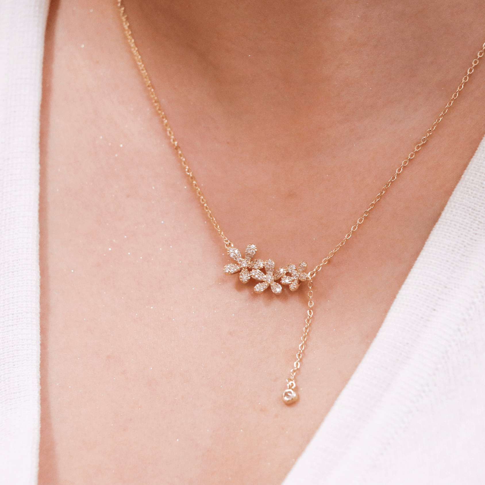 Kaixie Necklace in Gold