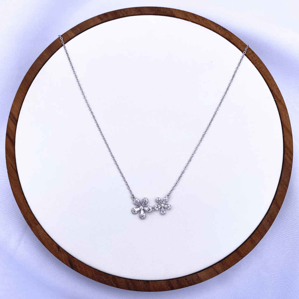 Kenie Necklace in Rhodium