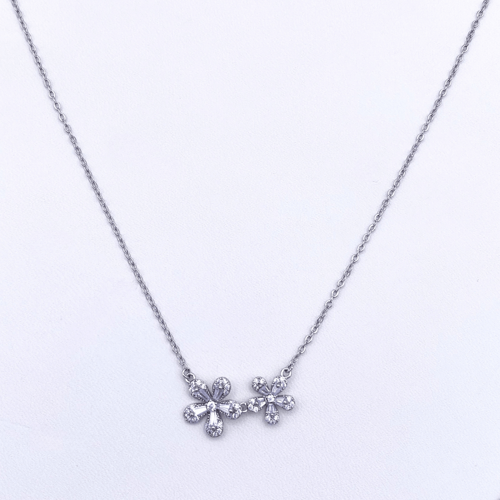 Kenie Necklace in Rhodium