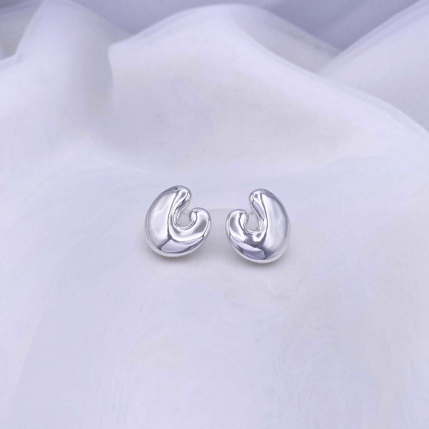 klad-c004 earrings in rhodium