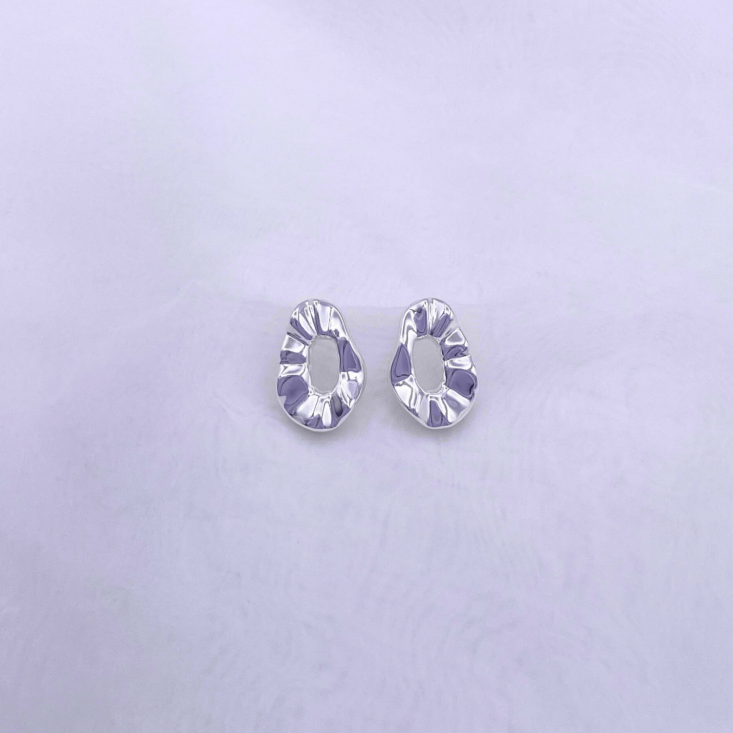 KLAD-C005 Earrings in Rhodium