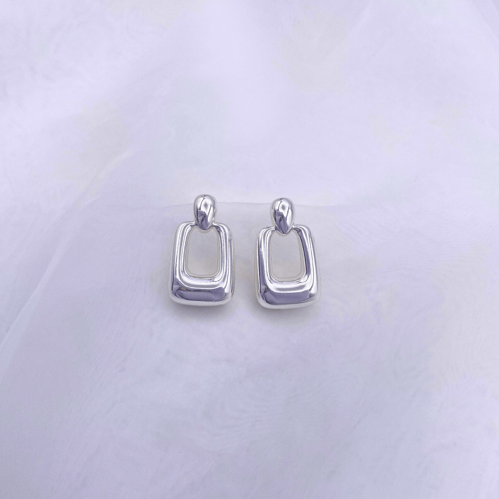 KLAD-C006 Earrings in Rhodium