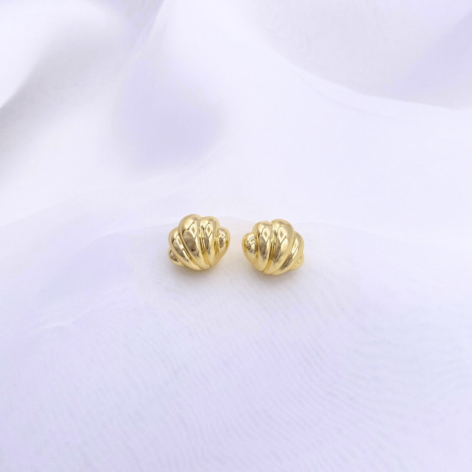 KLAD-C013 Earrings in Gold
