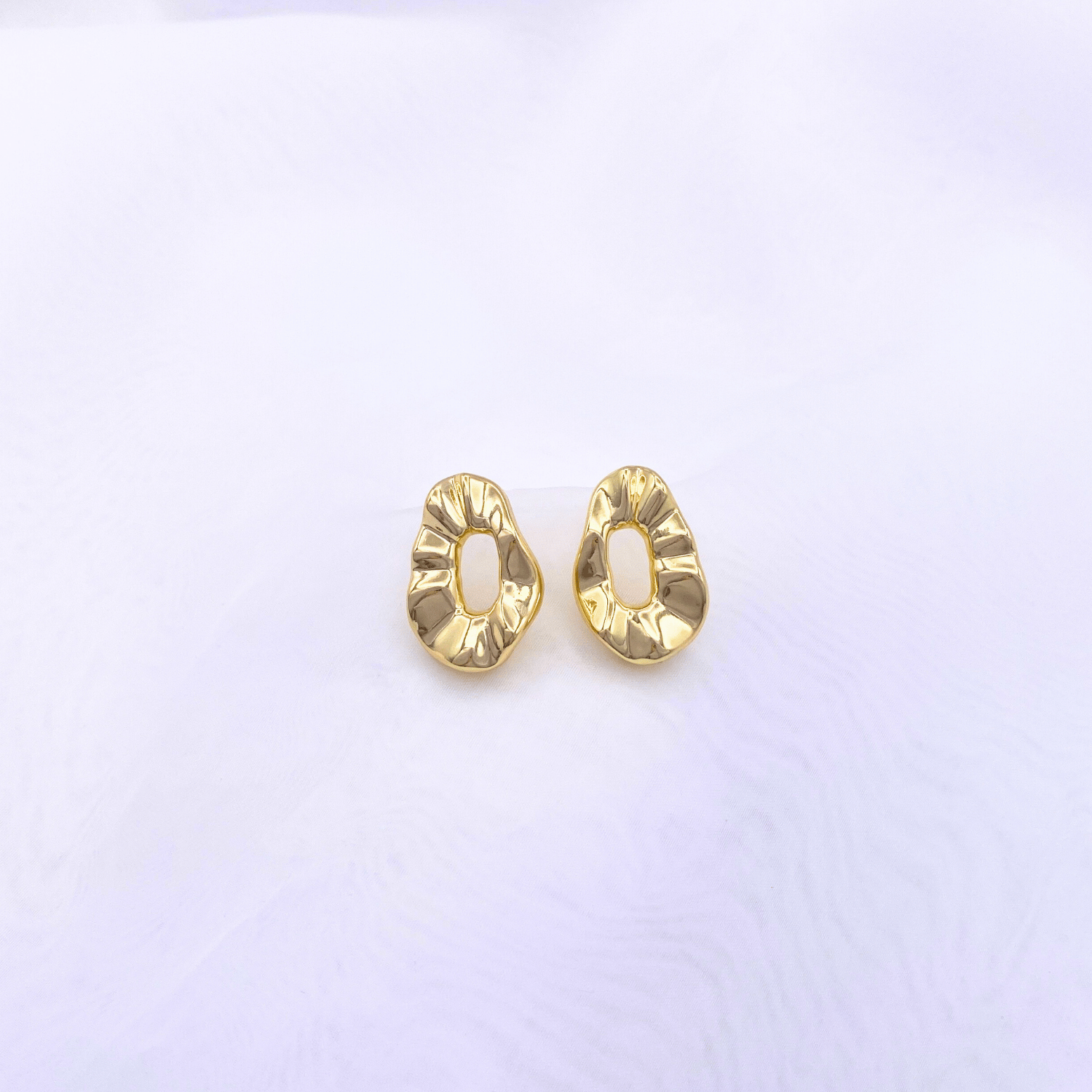 KLAD-C015 Earrings in Gold