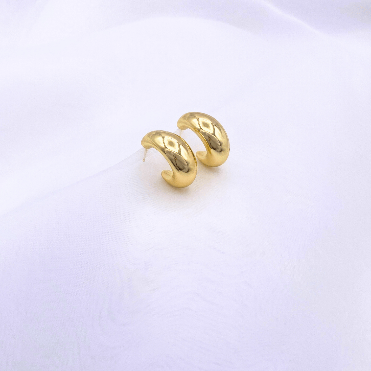 KLAD-C031 Earrings in Gold
