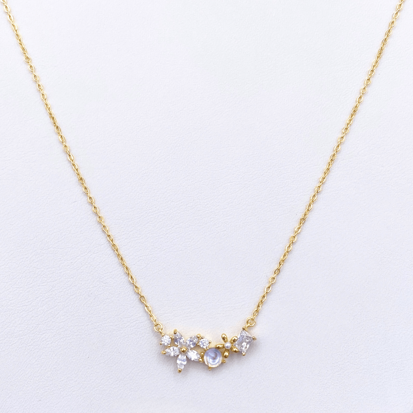 kori necklace in gold
