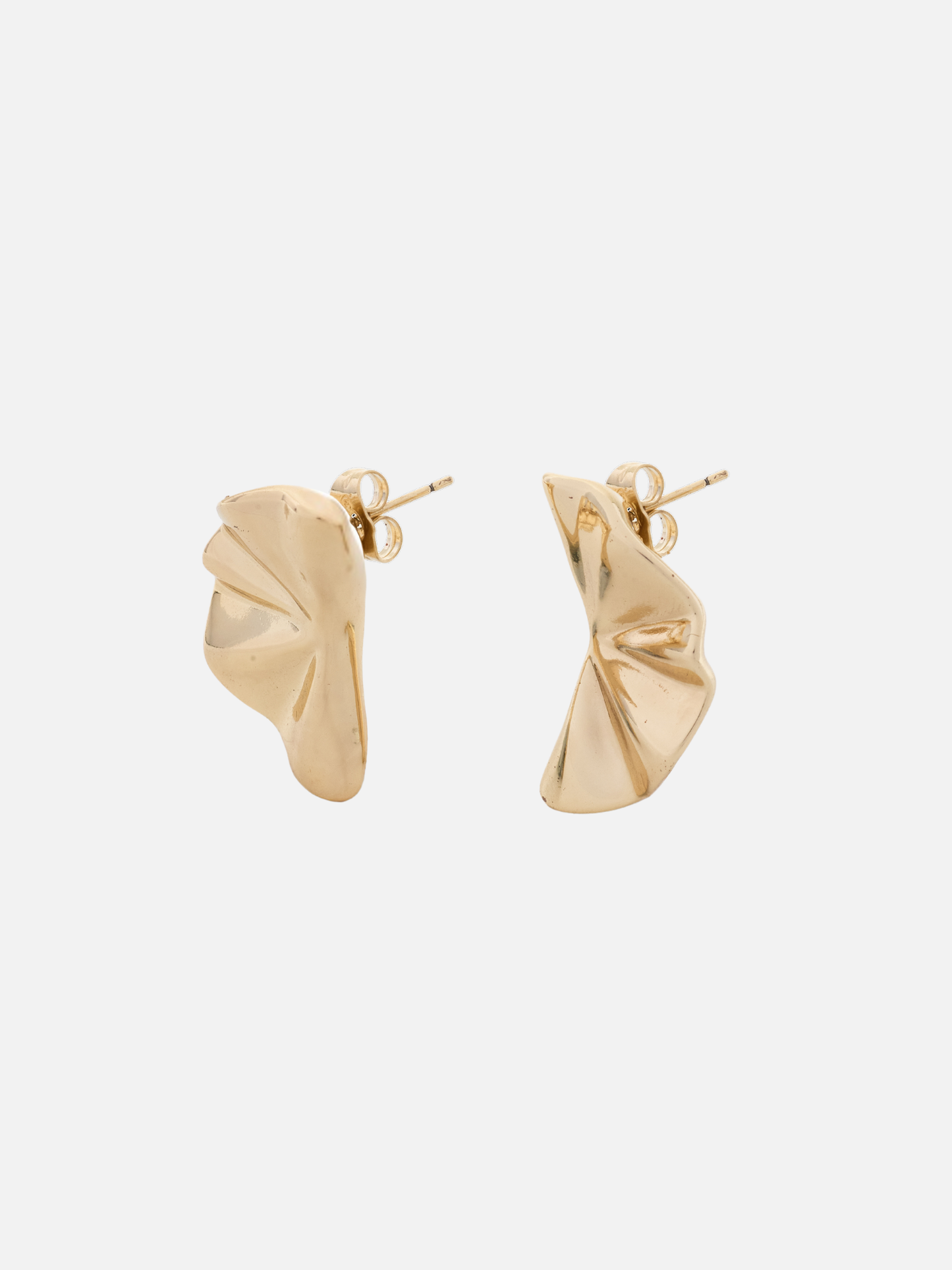 kaera crumpled fan stud earrings in gold