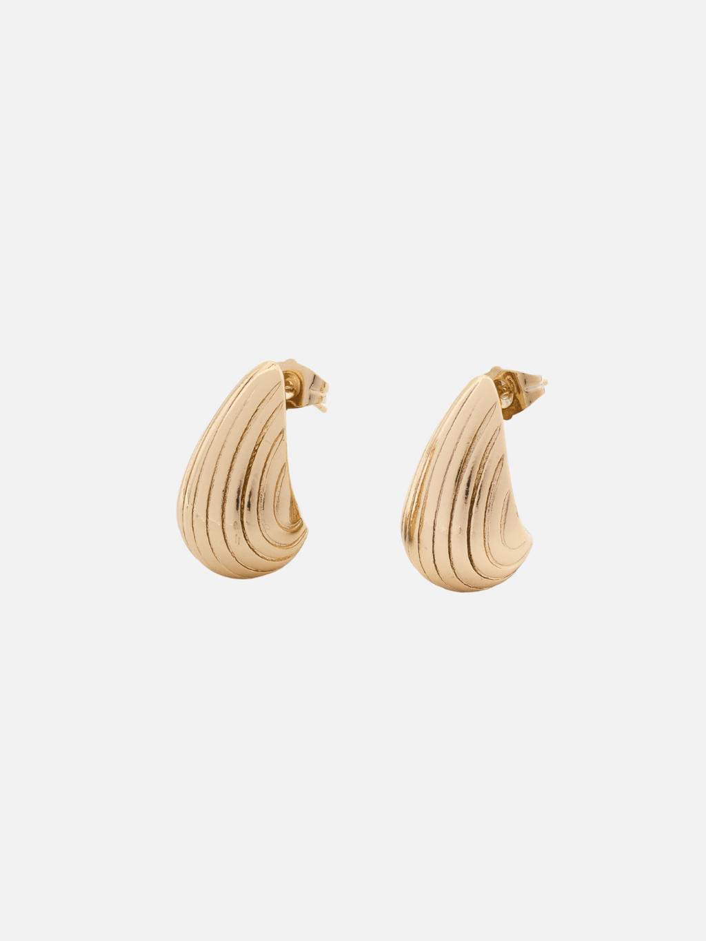 Kalea Rippled Teardrop Stud Earrings in Gold