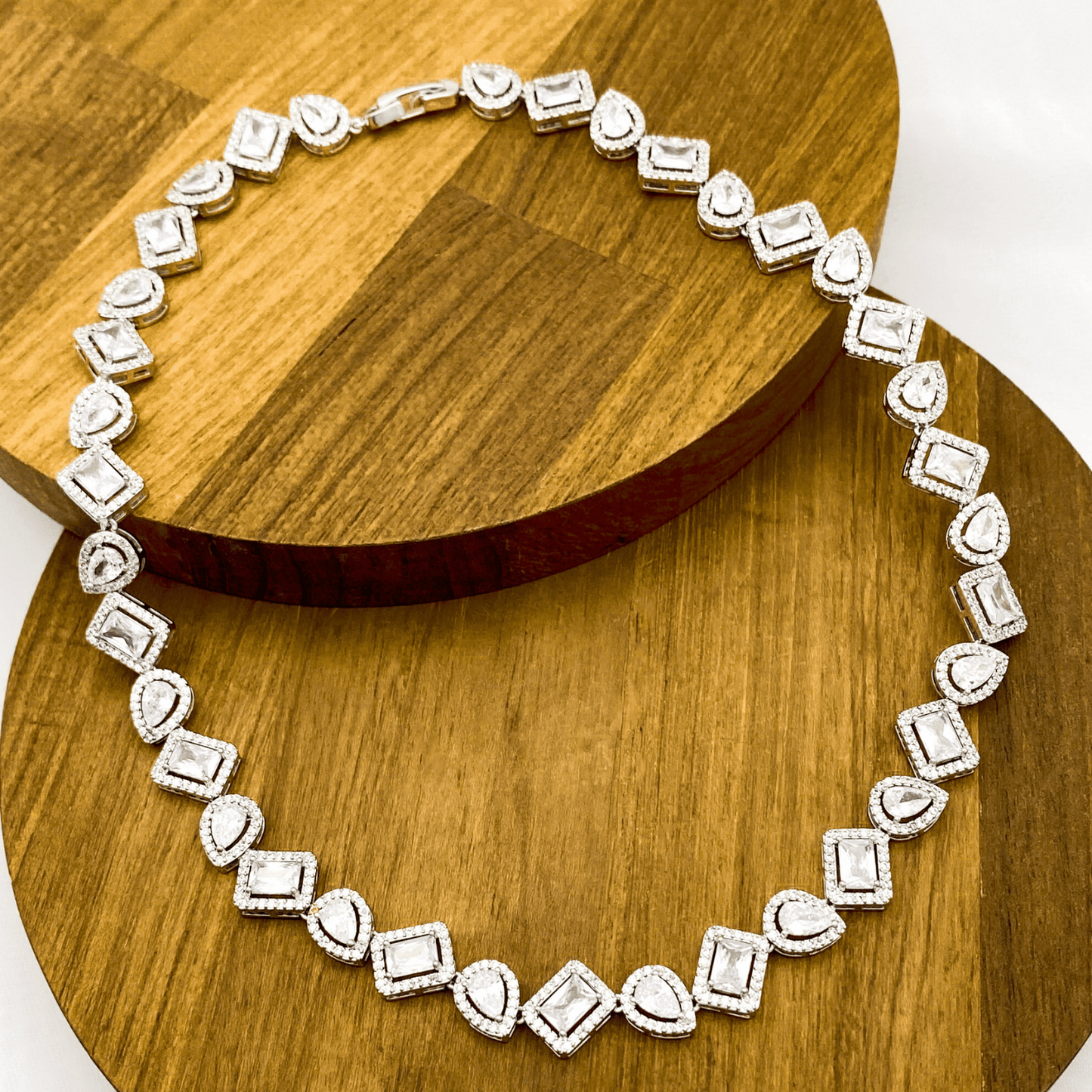 lavyn necklace in rhodium