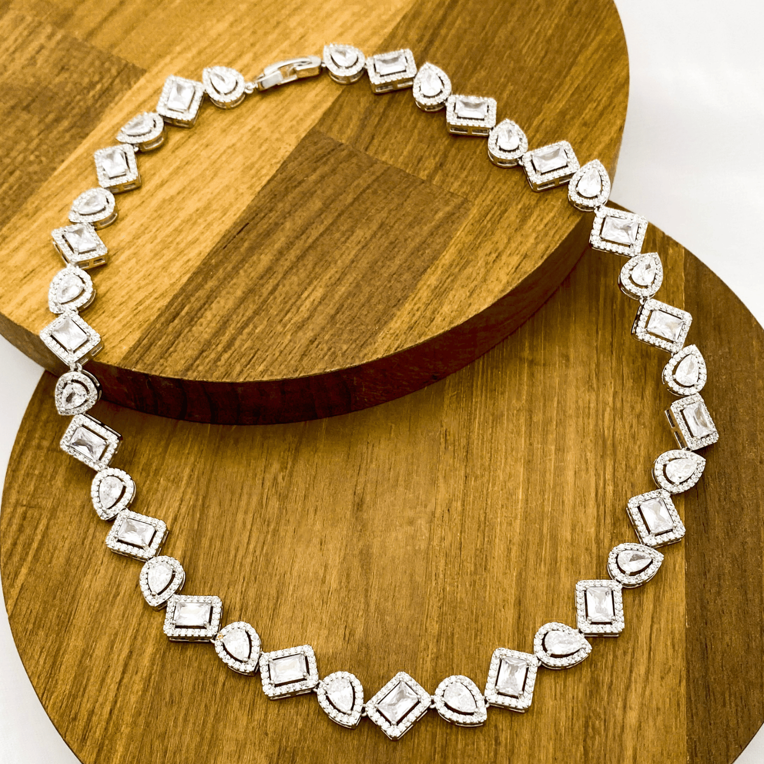 Lavyn Necklace in Rhodium