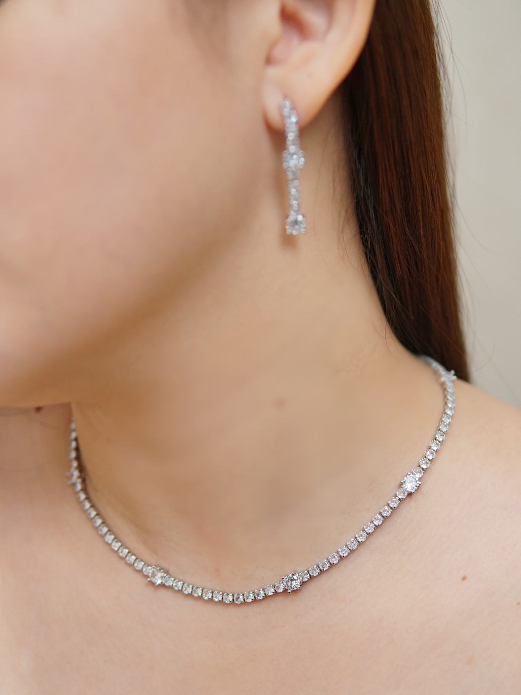 lilly occasion set in rhodium