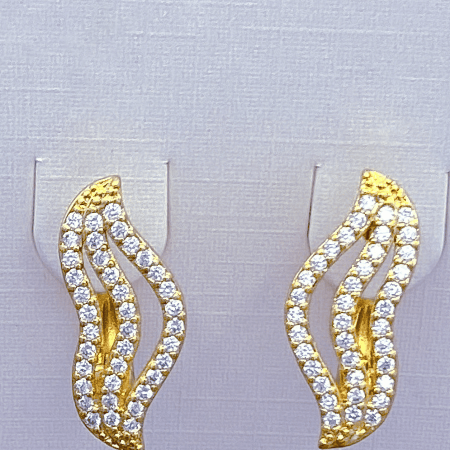 lizelle set in gold