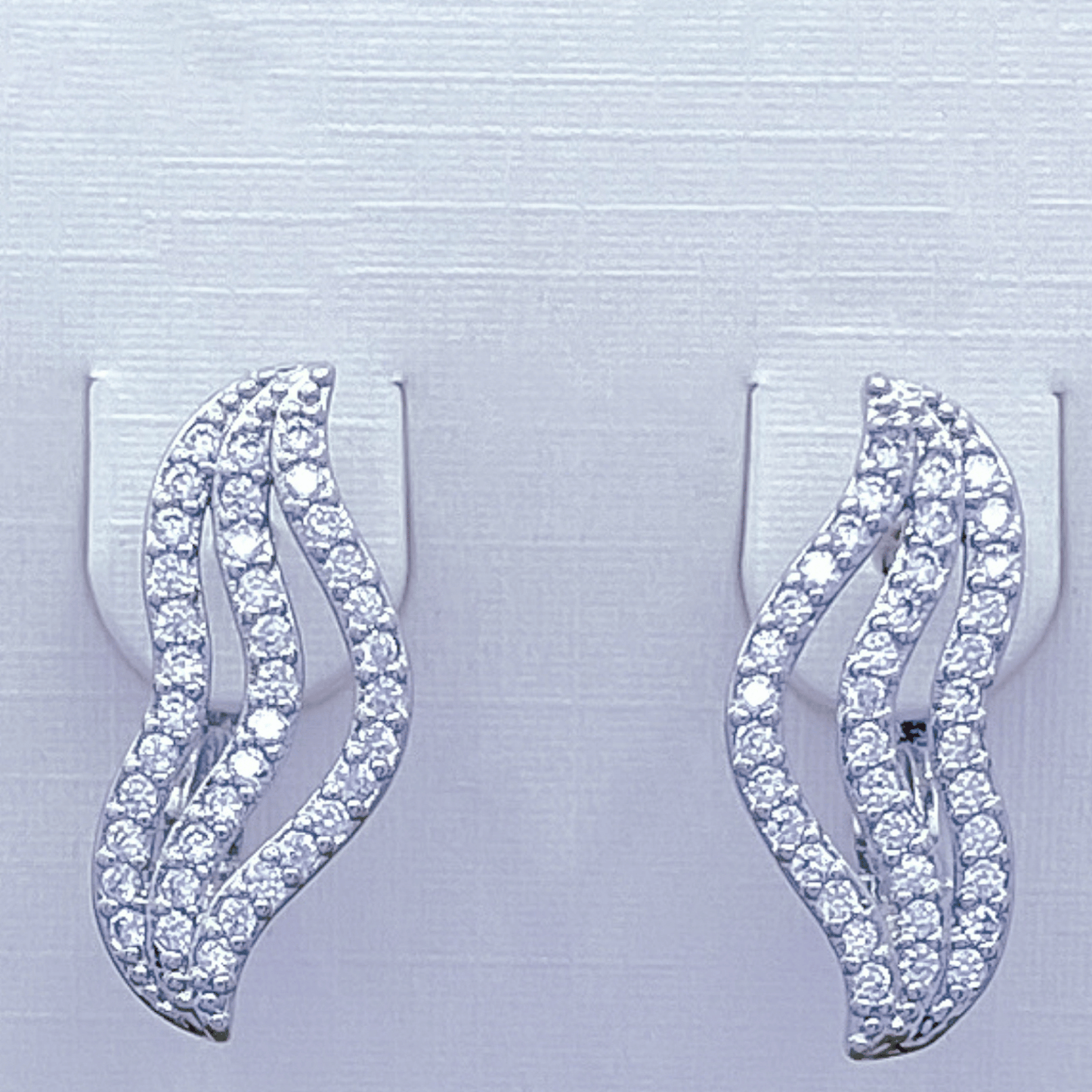 lizelle set in rhodium