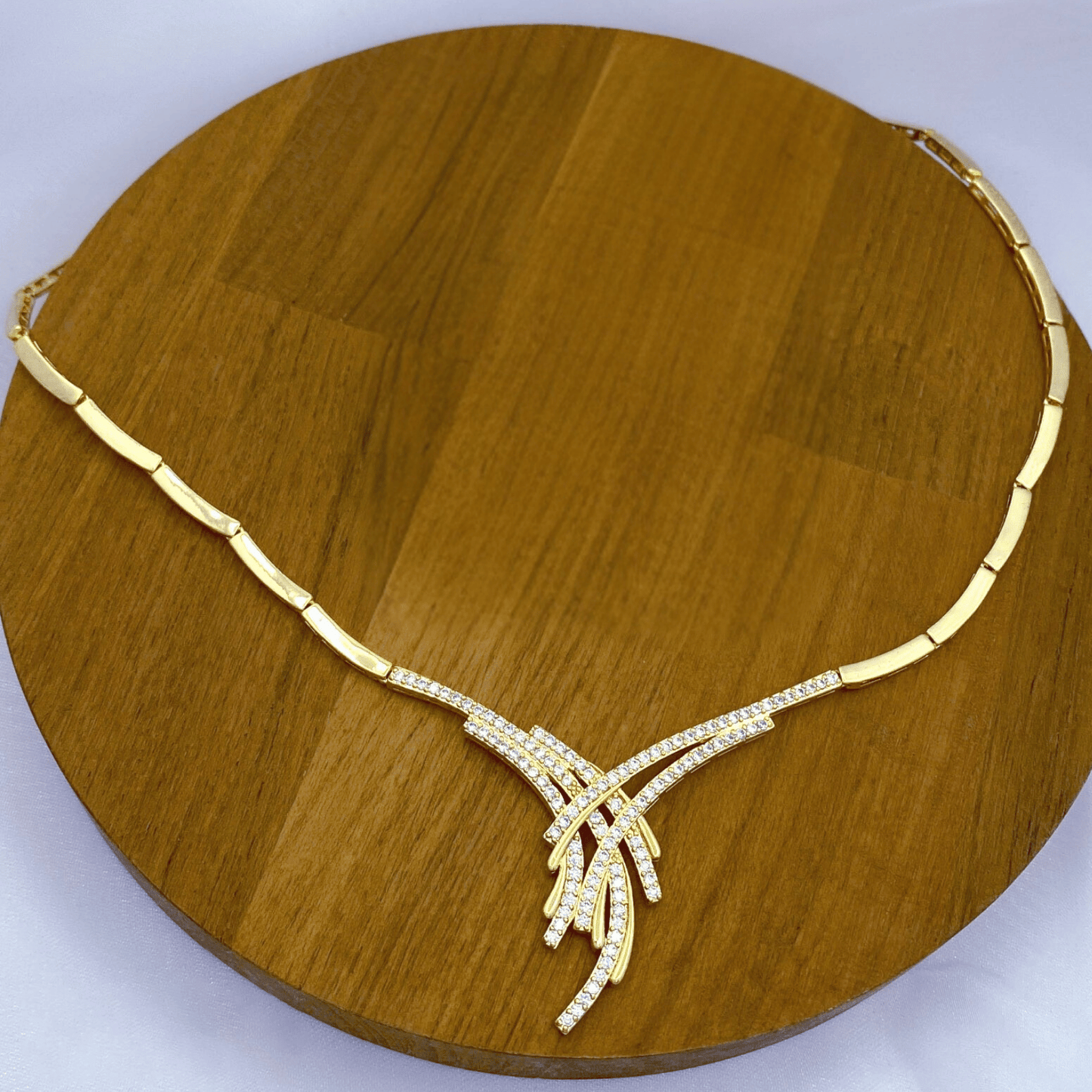 lizza set in gold