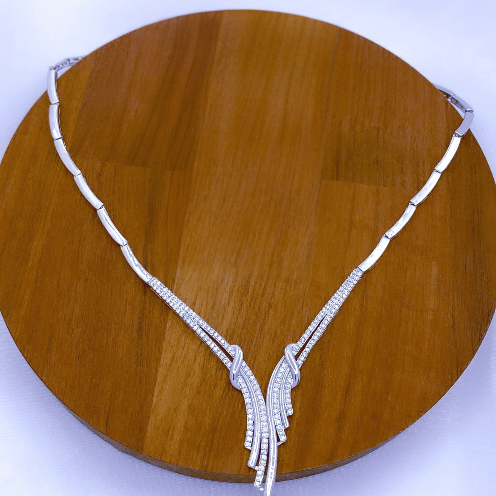 Loreil Set in Rhodium