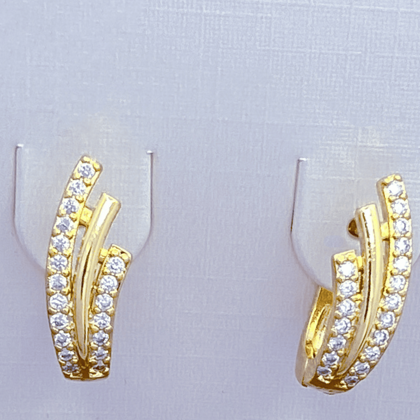 loreil set in gold