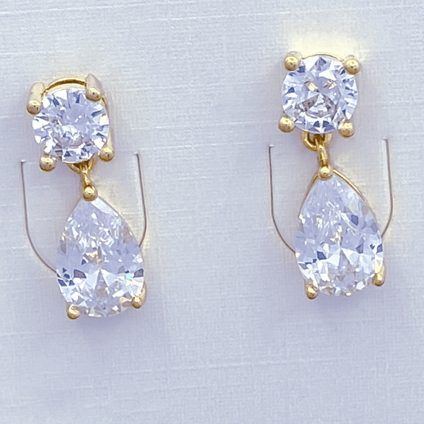 lorraine set in gold