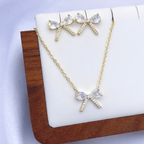 Madeline Jewelry Set in Gold