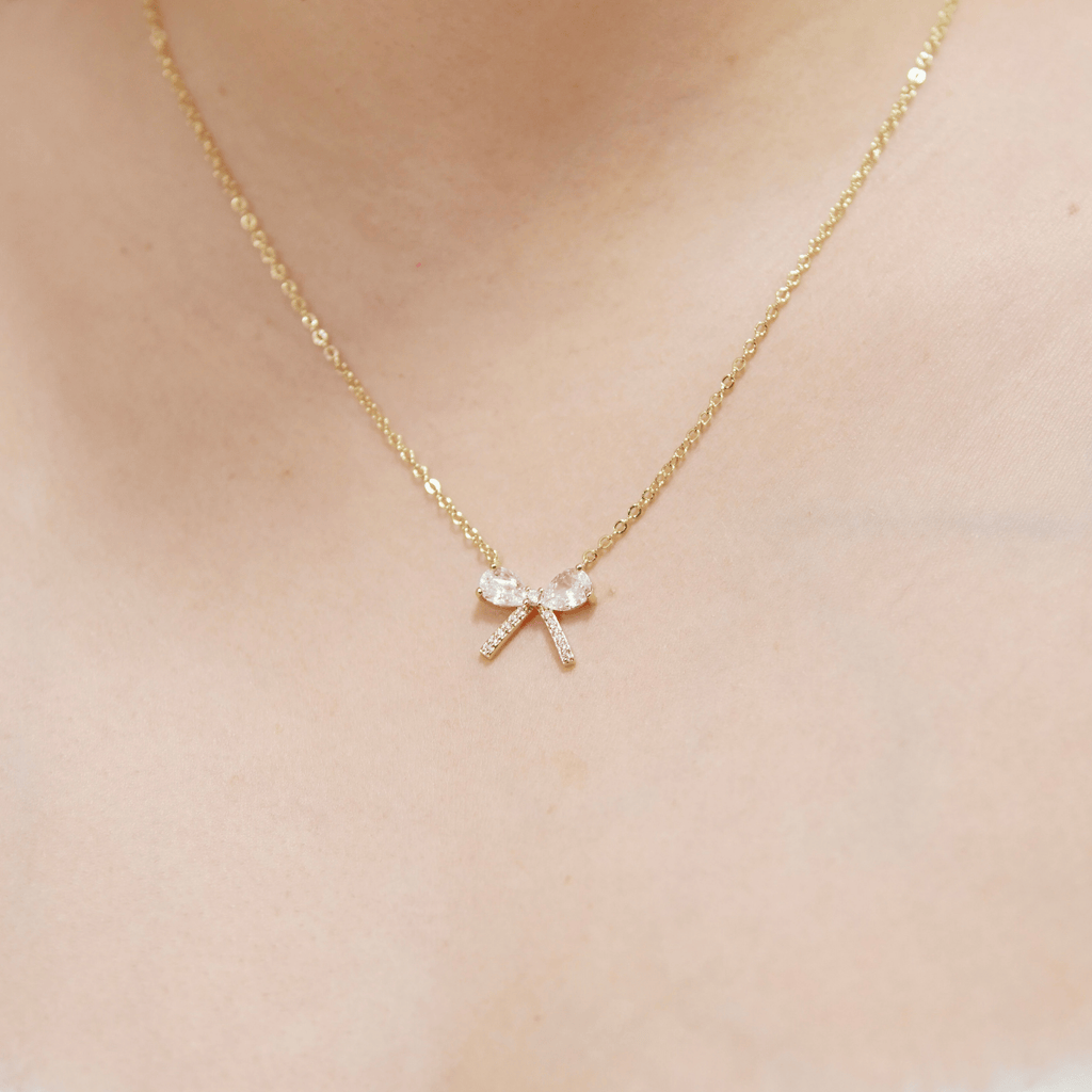 Madeline Jewelry Set in Gold