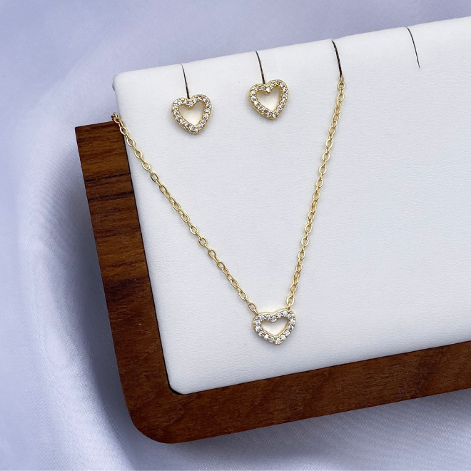 mariam jewelry set in gold