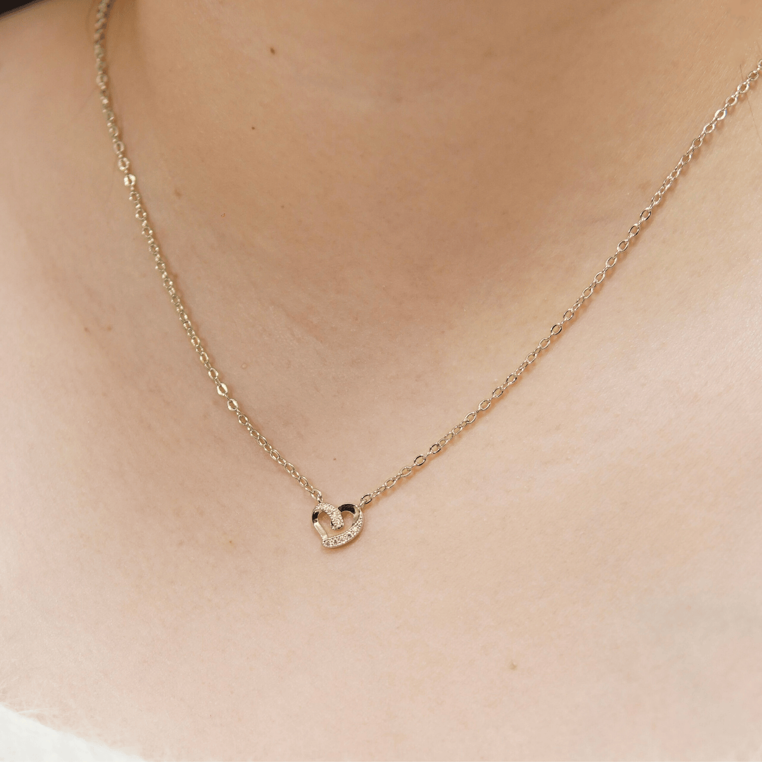 Marie Jewelry Set in Gold