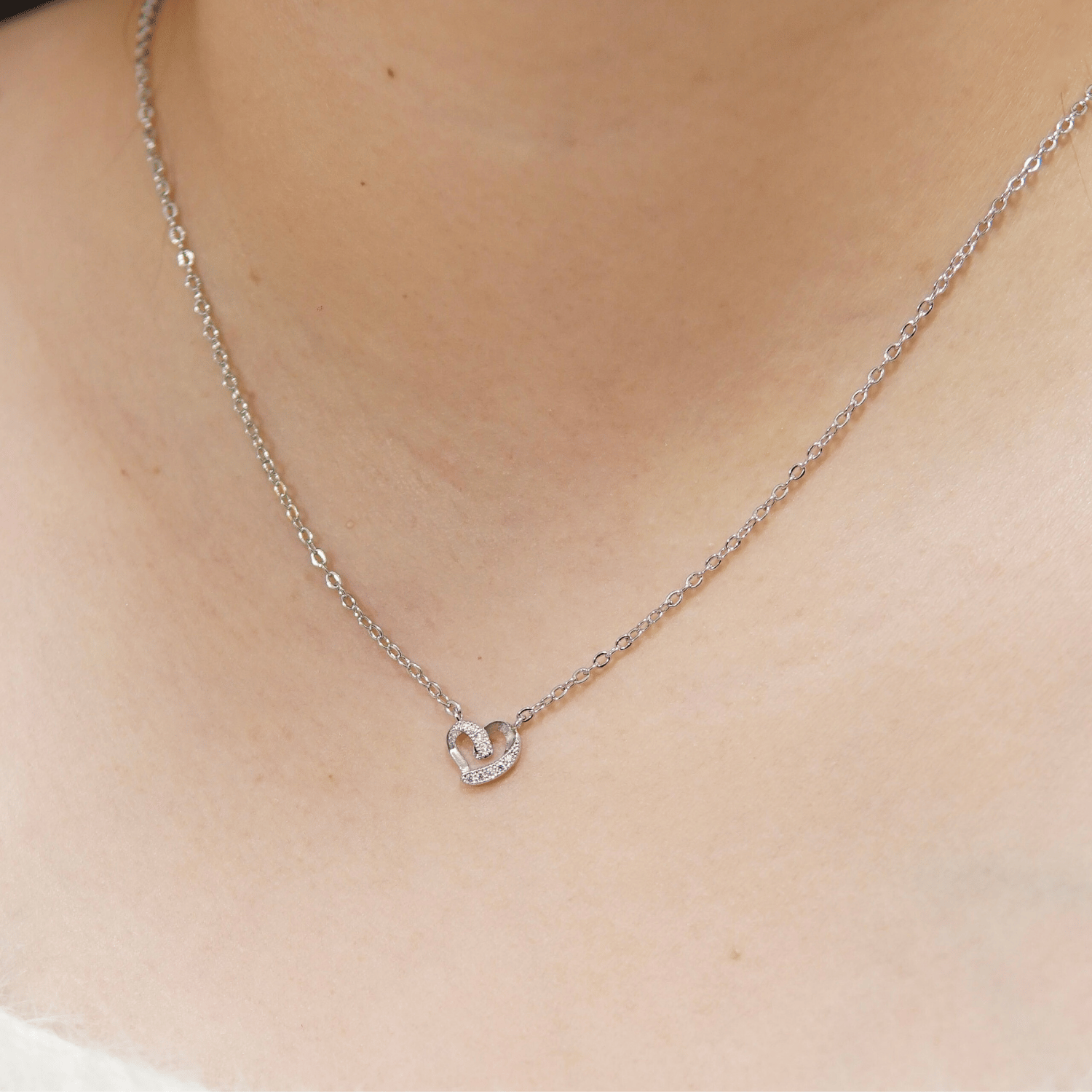 Marie Jewelry Set in Rhodium