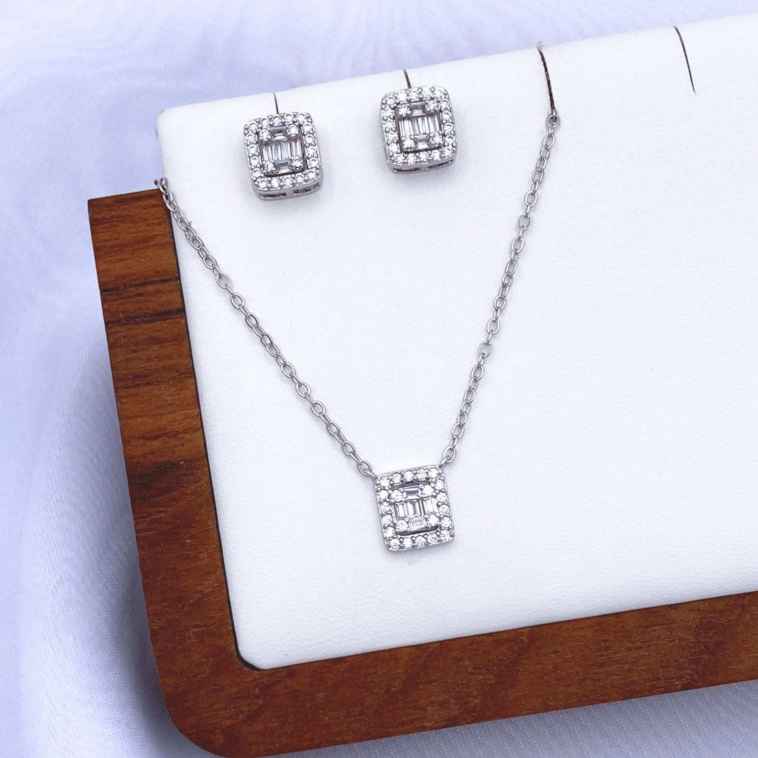Martina 2-Way Set in Rhodium