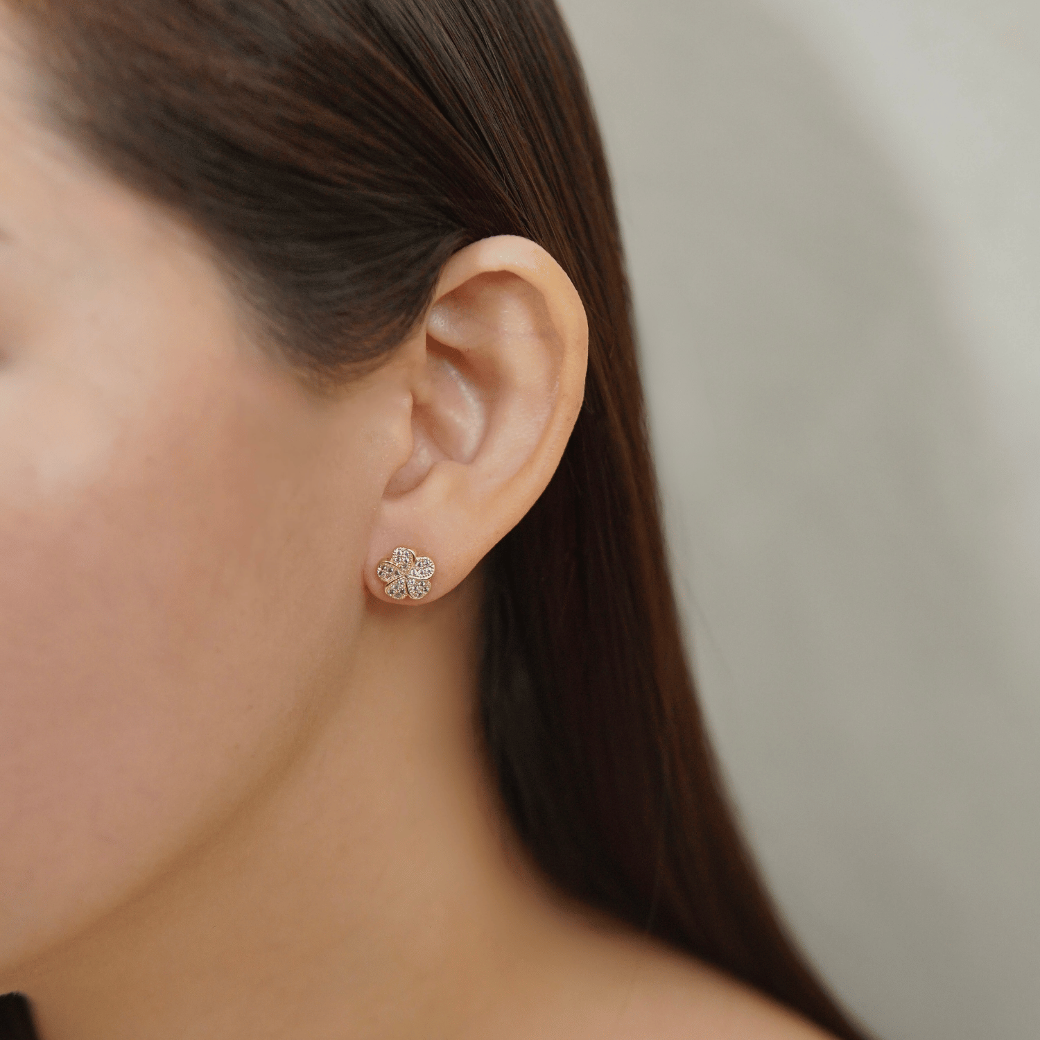 Meera Jewelry Set in Gold