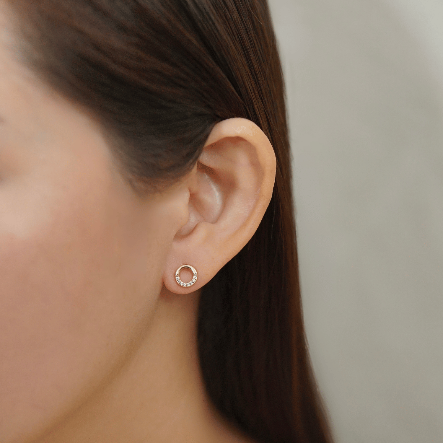 Mila Stud Earrings in Gold