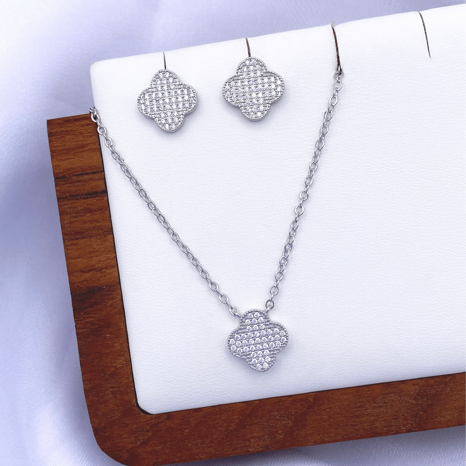 Marlene Jewelry Set in Rhodium