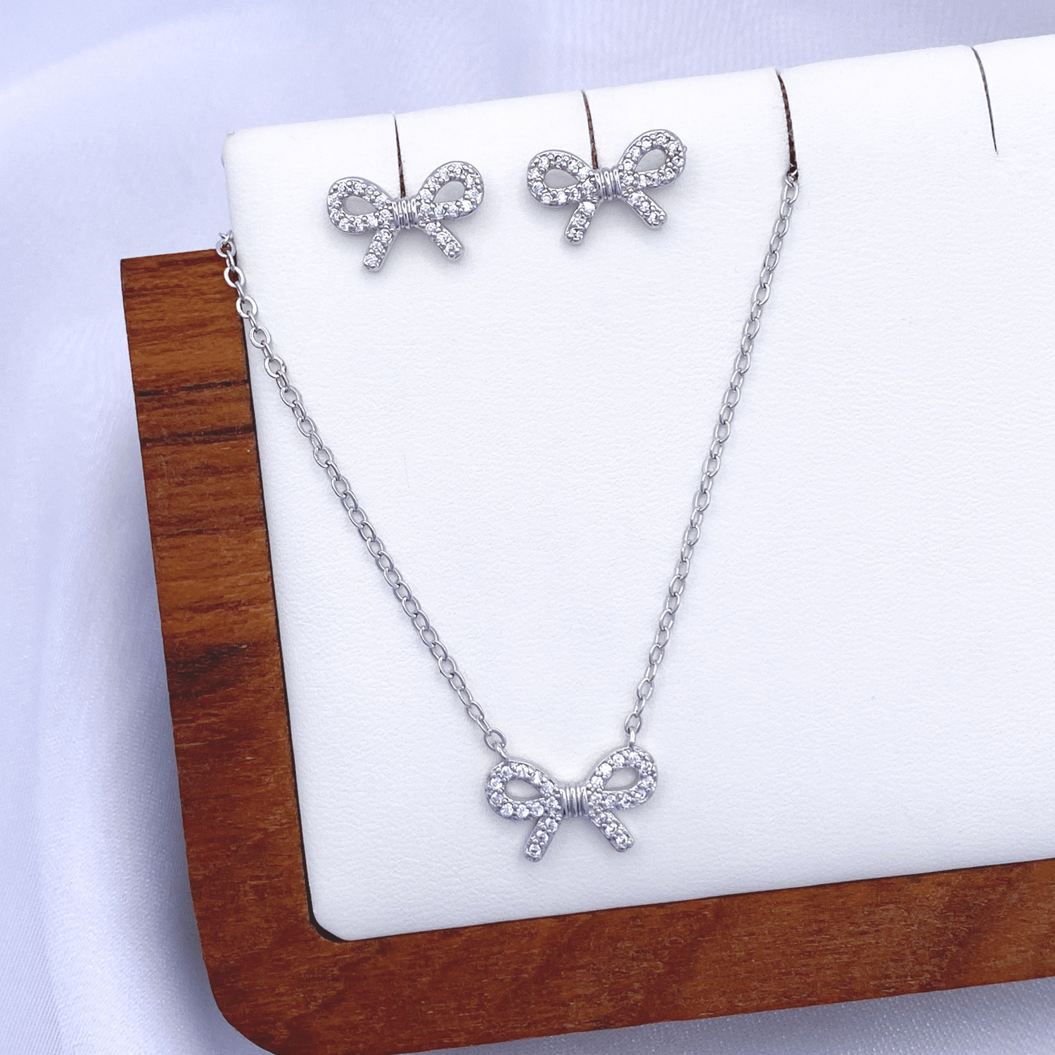 Melina Jewelry Set in Rhodium