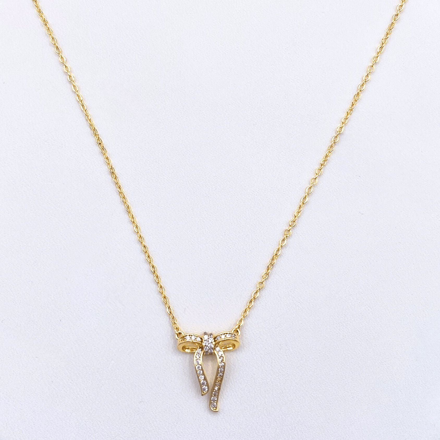 Nerine Necklace in Gold