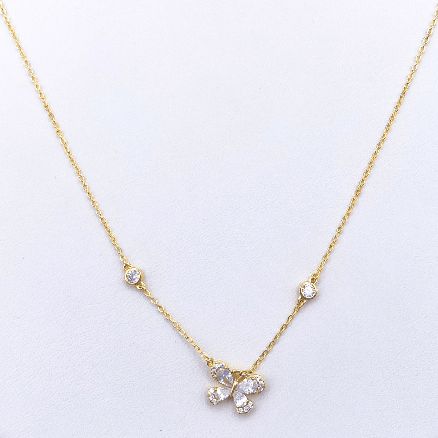 nerissa necklace in gold
