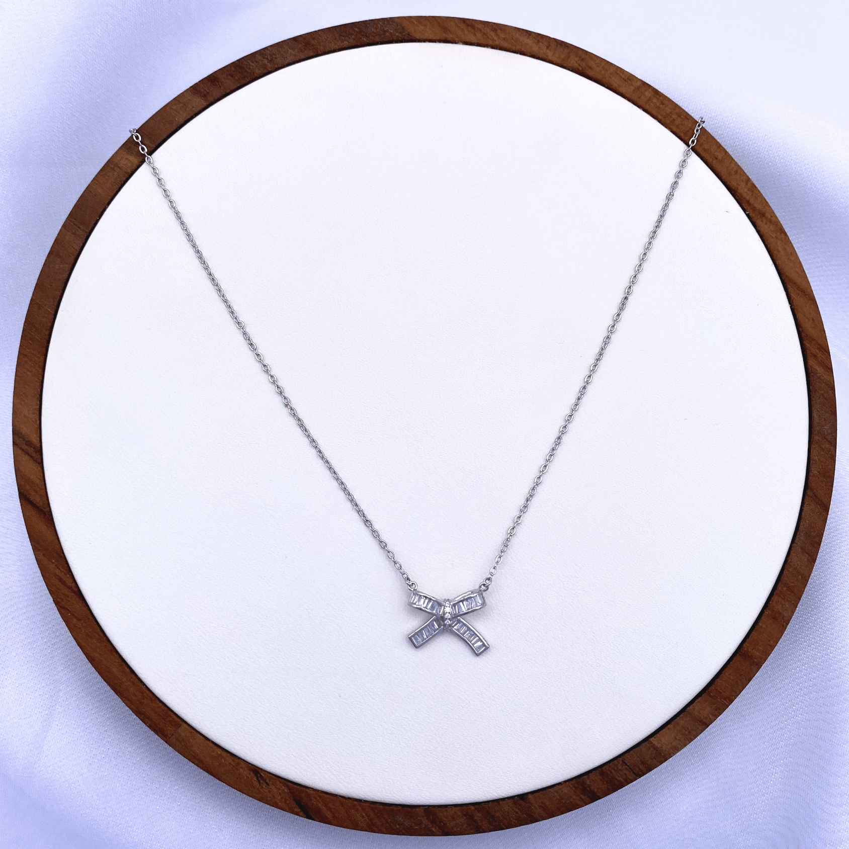 Ninaia Necklace in Rhodium