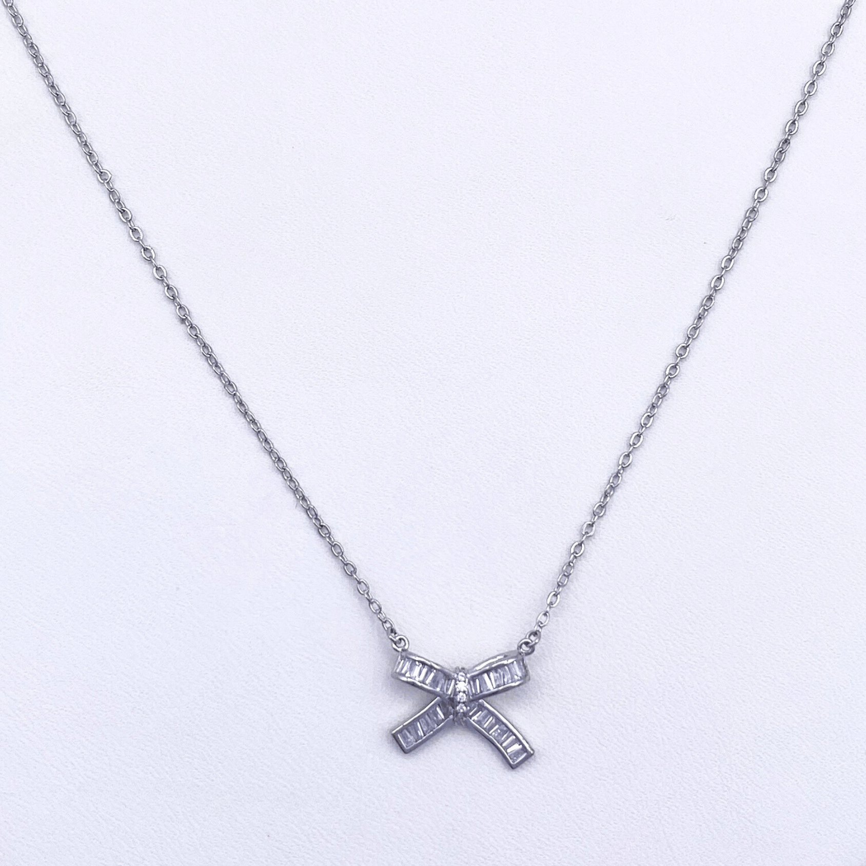 Ninaia Necklace in Rhodium