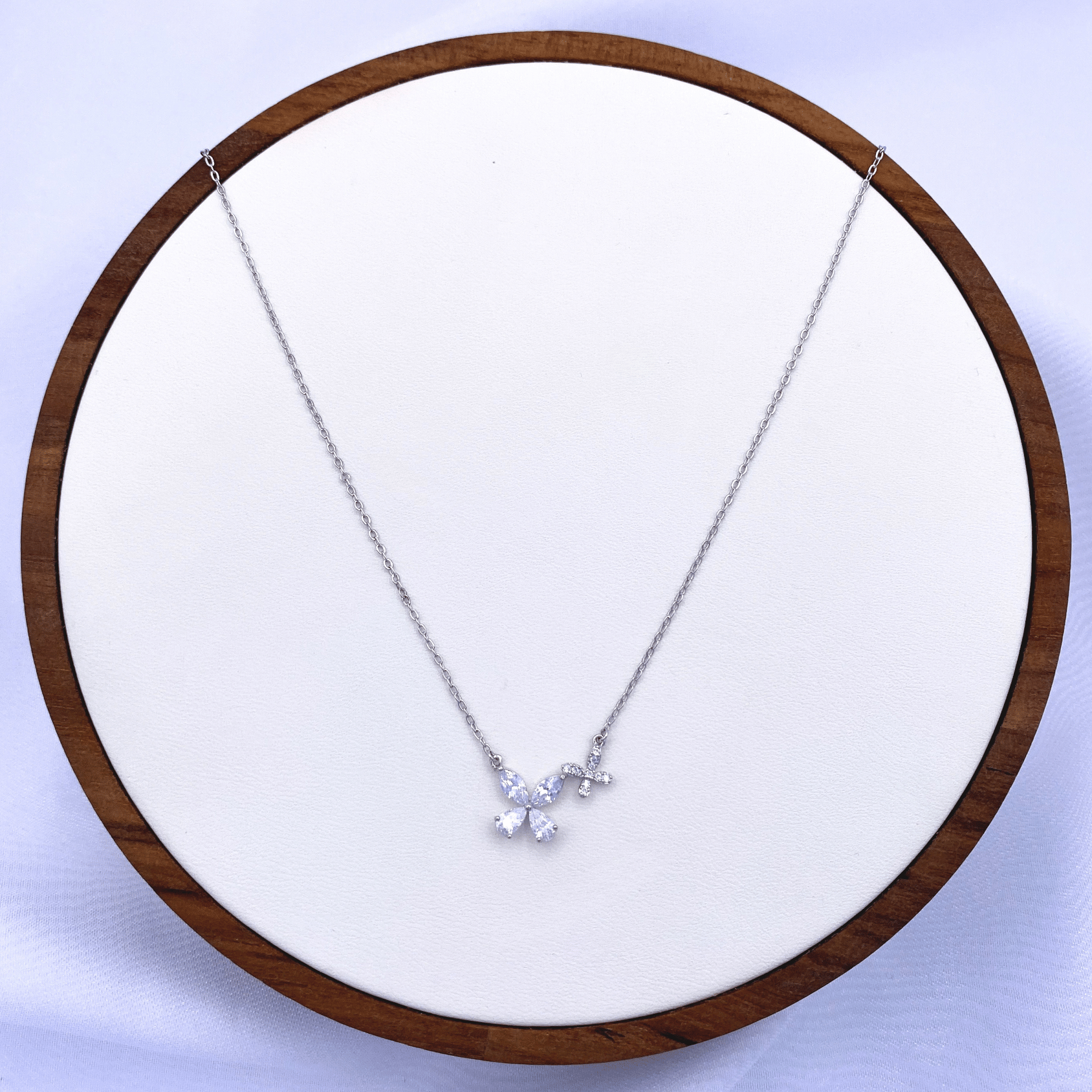 Novia Necklace in Rhodium