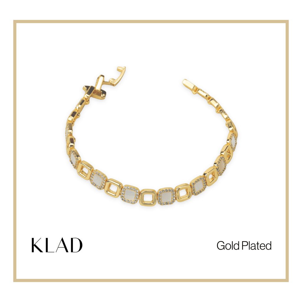 Priscilla Bracelet in Gold