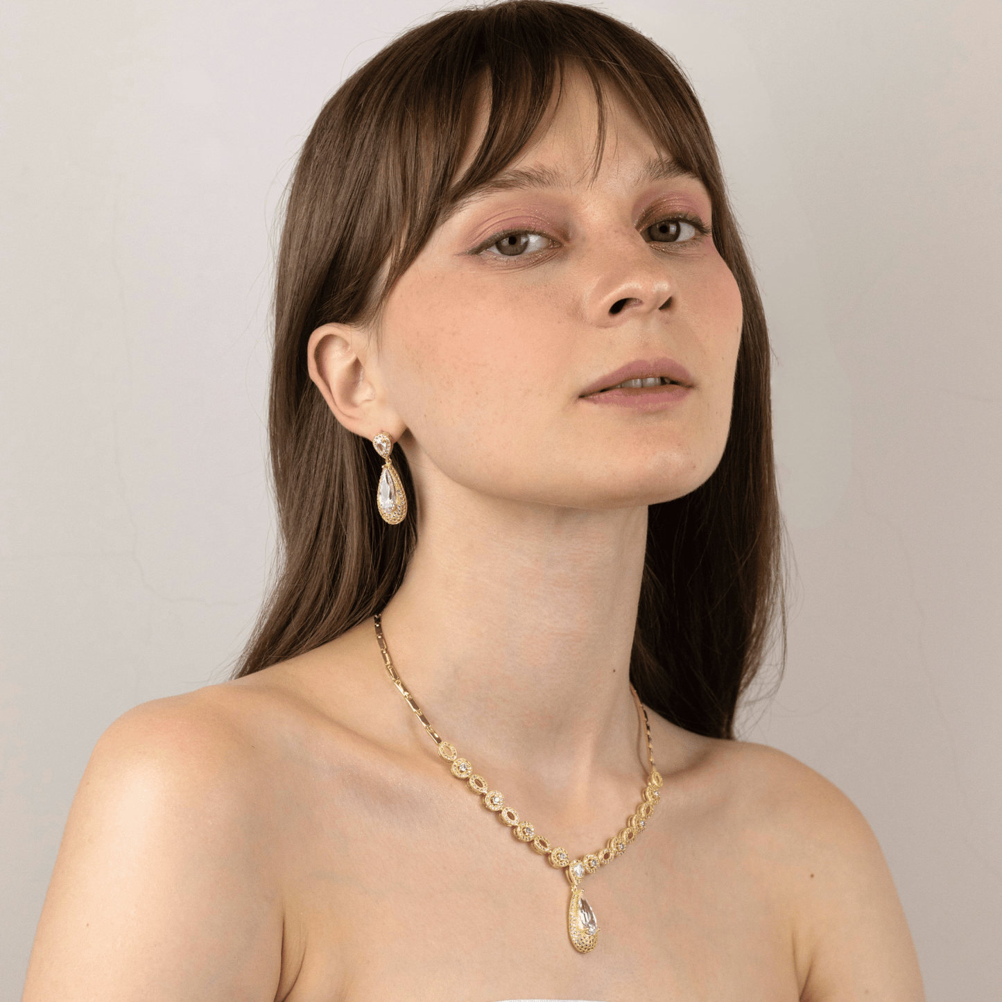 neena set in gold