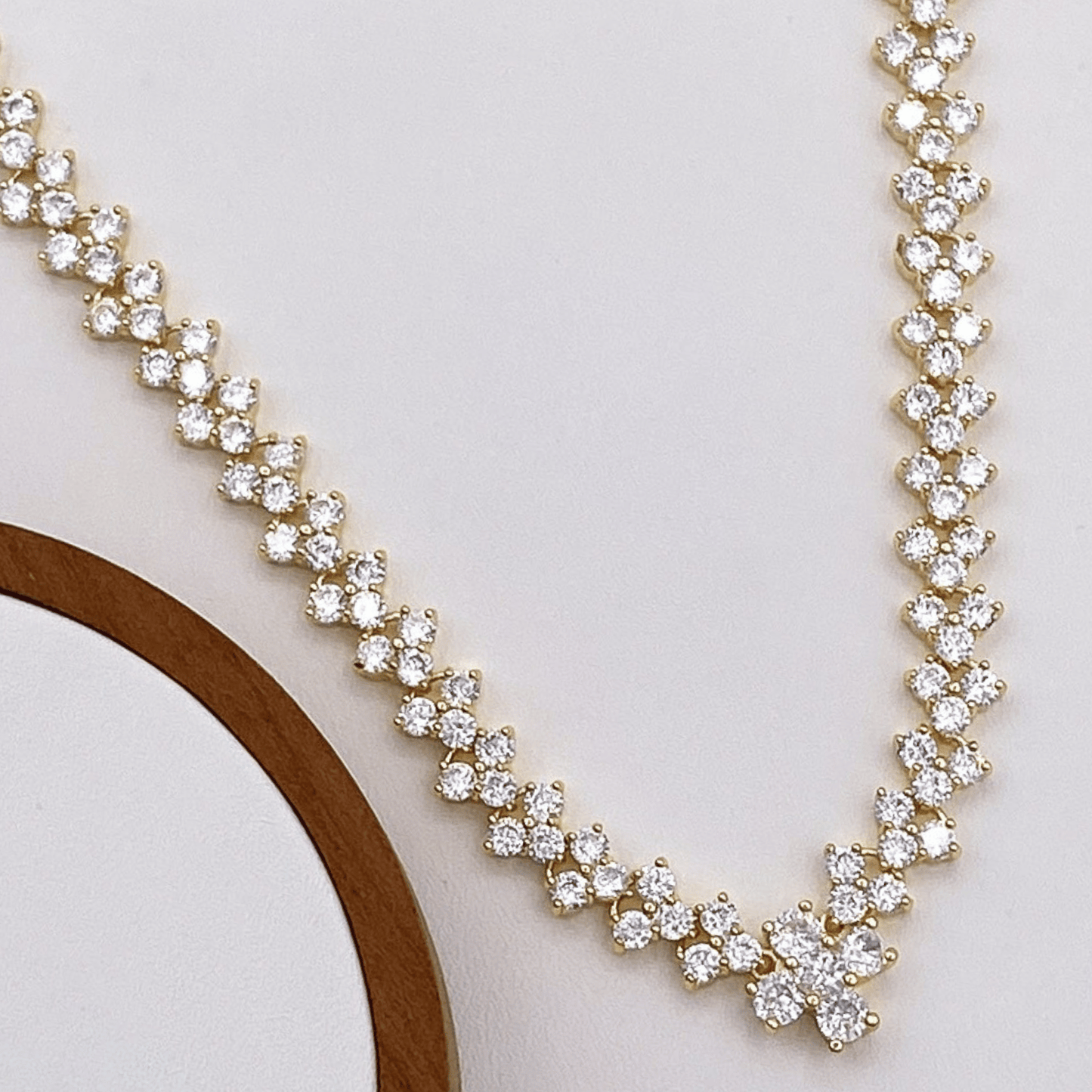 nizza set in gold