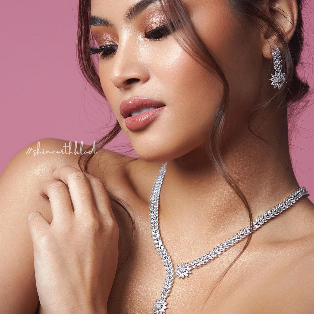 Noelene Set in Rhodium